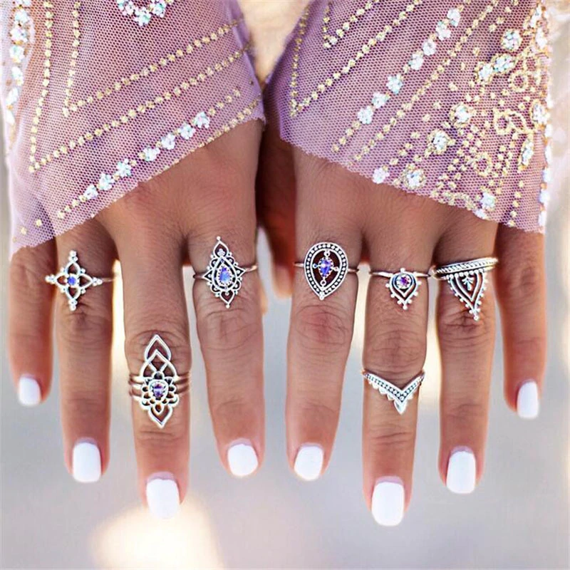 Anel Conjunto 7 Peças Prateado com Cristal Azul