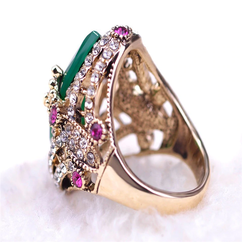 Anel Dourado Zirconea Várias Cores e Cristal Verde T15, 19,22