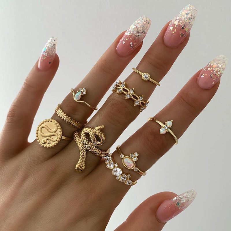 Anel Conjunto 9 Peças Dourado Resina Branca 17/21