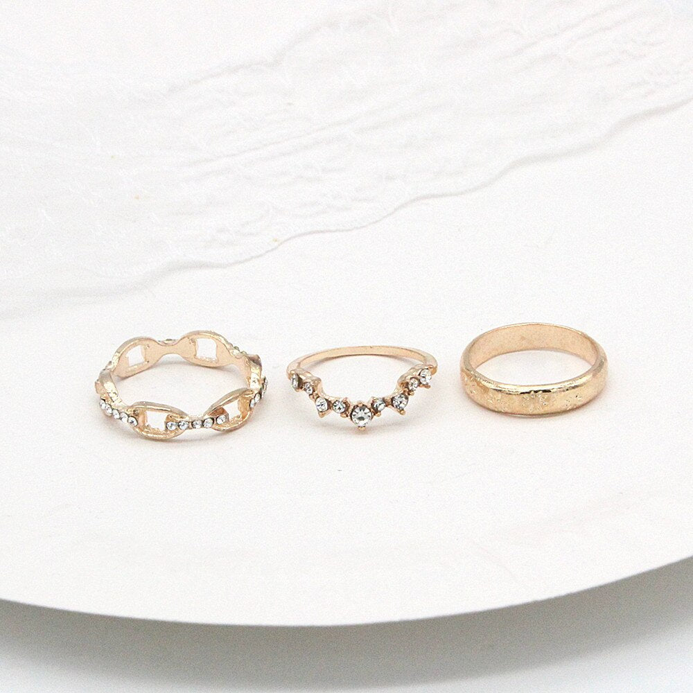 Anel Conjunto 17 Peças Diversos Modelos Strass/Resina Dourado
