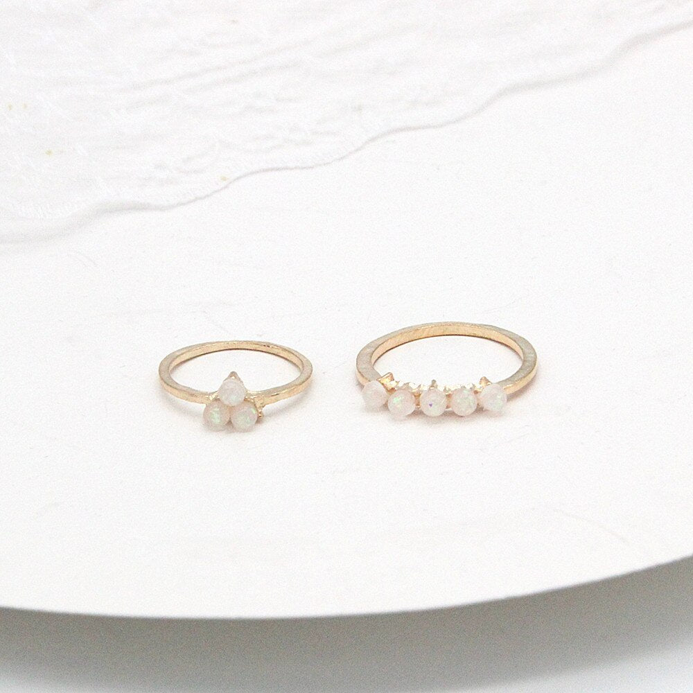 Anel Conjunto 17 Peças Diversos Modelos Strass/Resina Dourado
