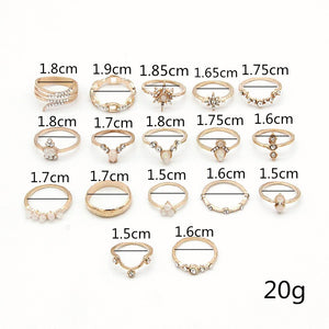 Anel Conjunto 17 Peças Diversos Modelos Strass/Resina Dourado