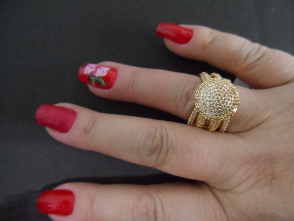 Anel Folheado a Ouro com Pedra Redonda e Dourada com Zirconia Branca - Aro 17