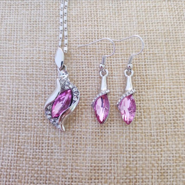 Conjunto Colar e Brinco Pingente  com Cristal
