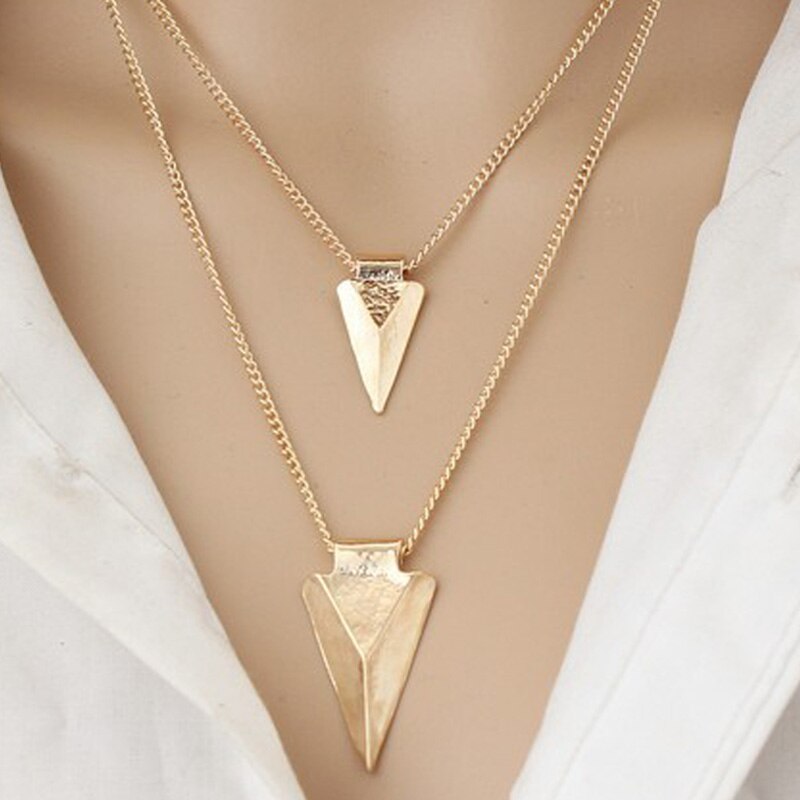 Colar Dourado Duplo Pingente Triangular Seta