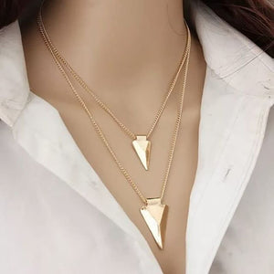 Colar Dourado Duplo Pingente Triangular Seta